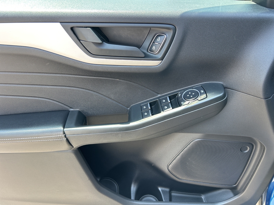 used 2022 Ford Escape car, priced at $31,998