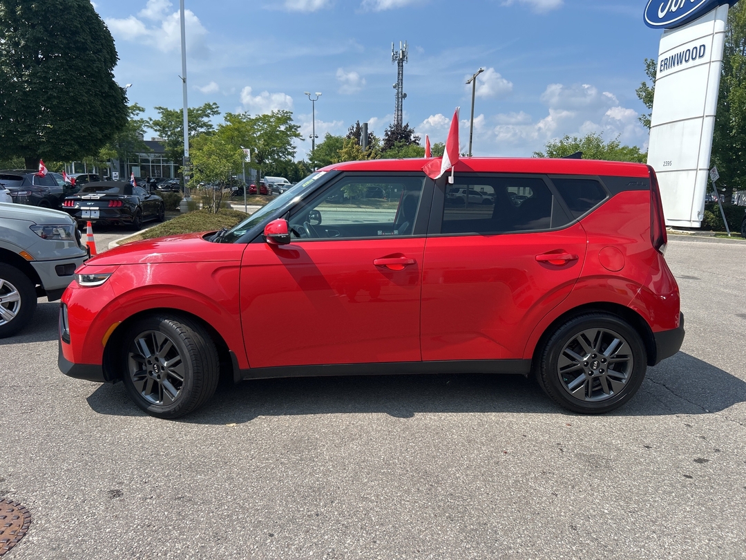 used 2021 Kia Soul car, priced at $16,988