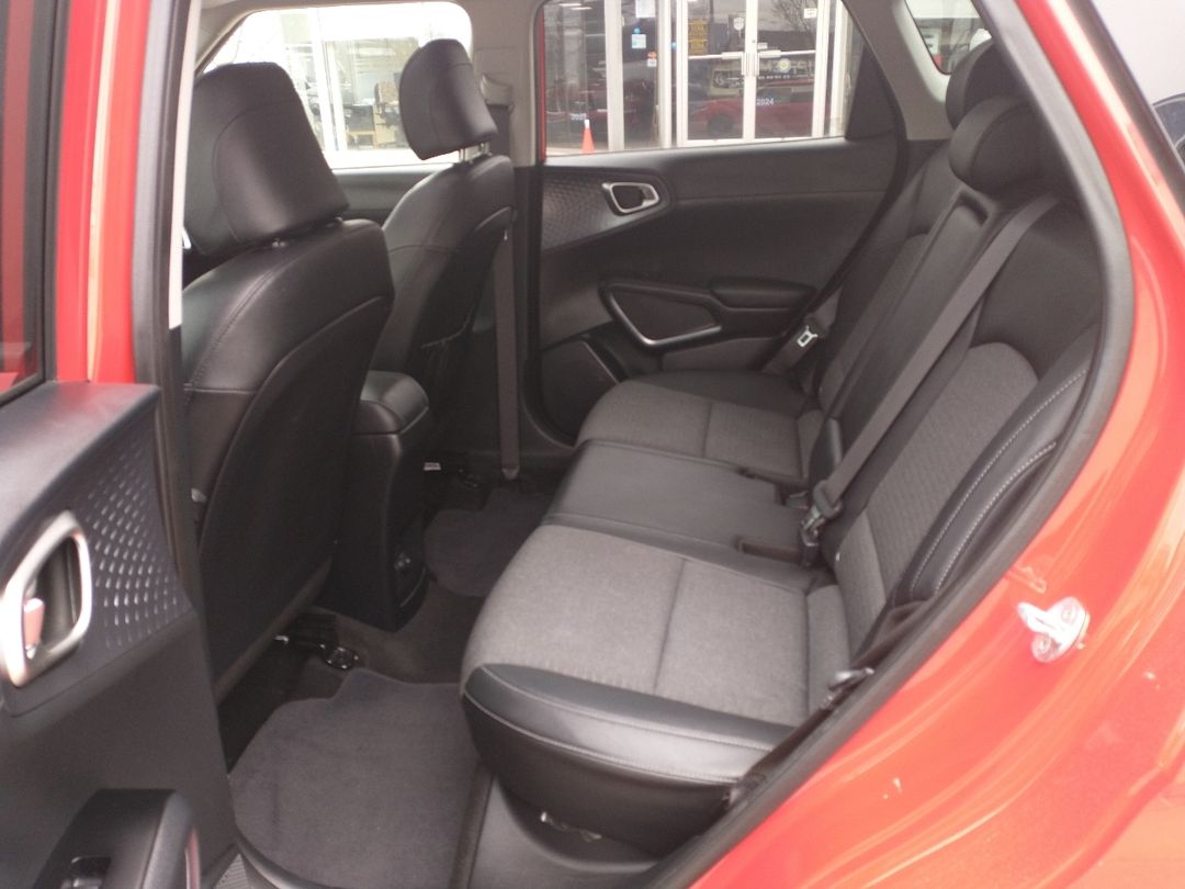 used 2021 Kia Soul car, priced at $17,998