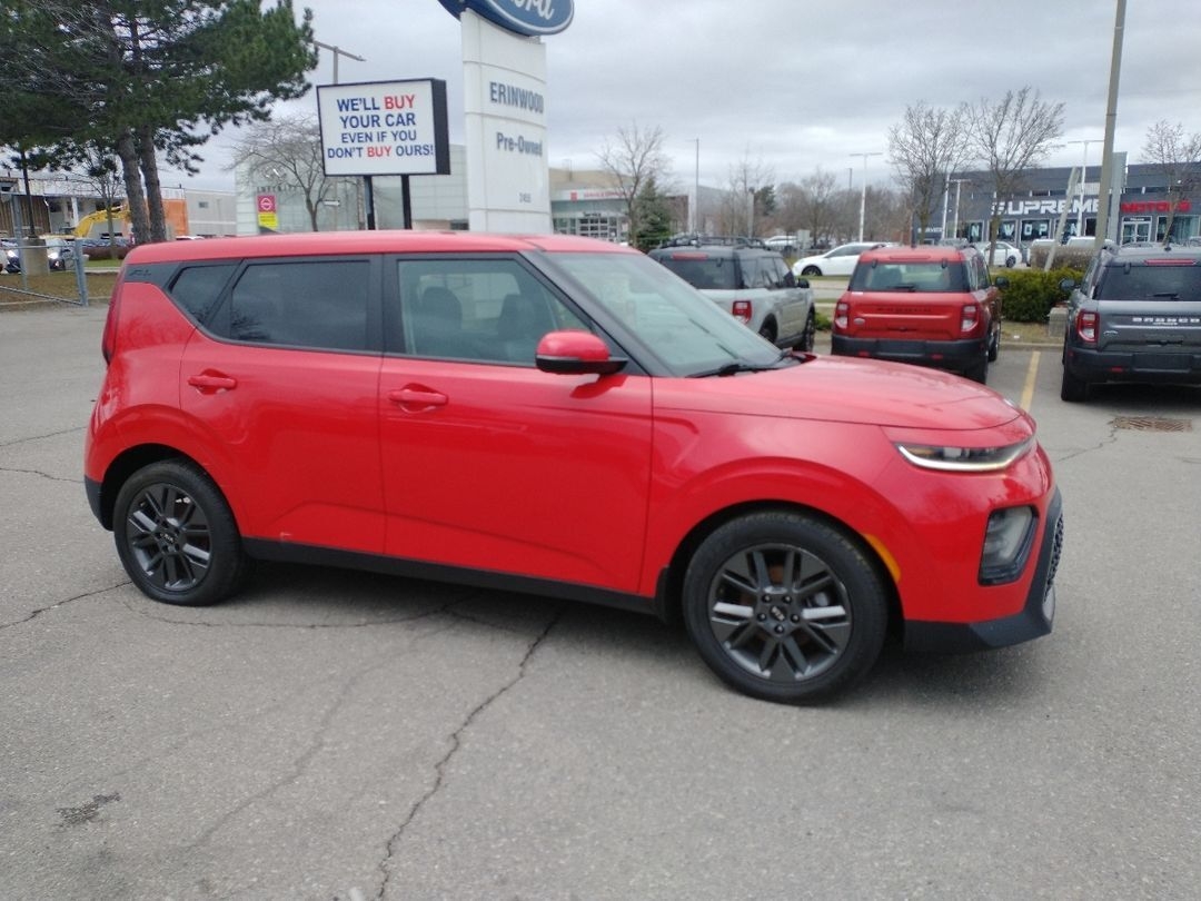 used 2021 Kia Soul car, priced at $17,998