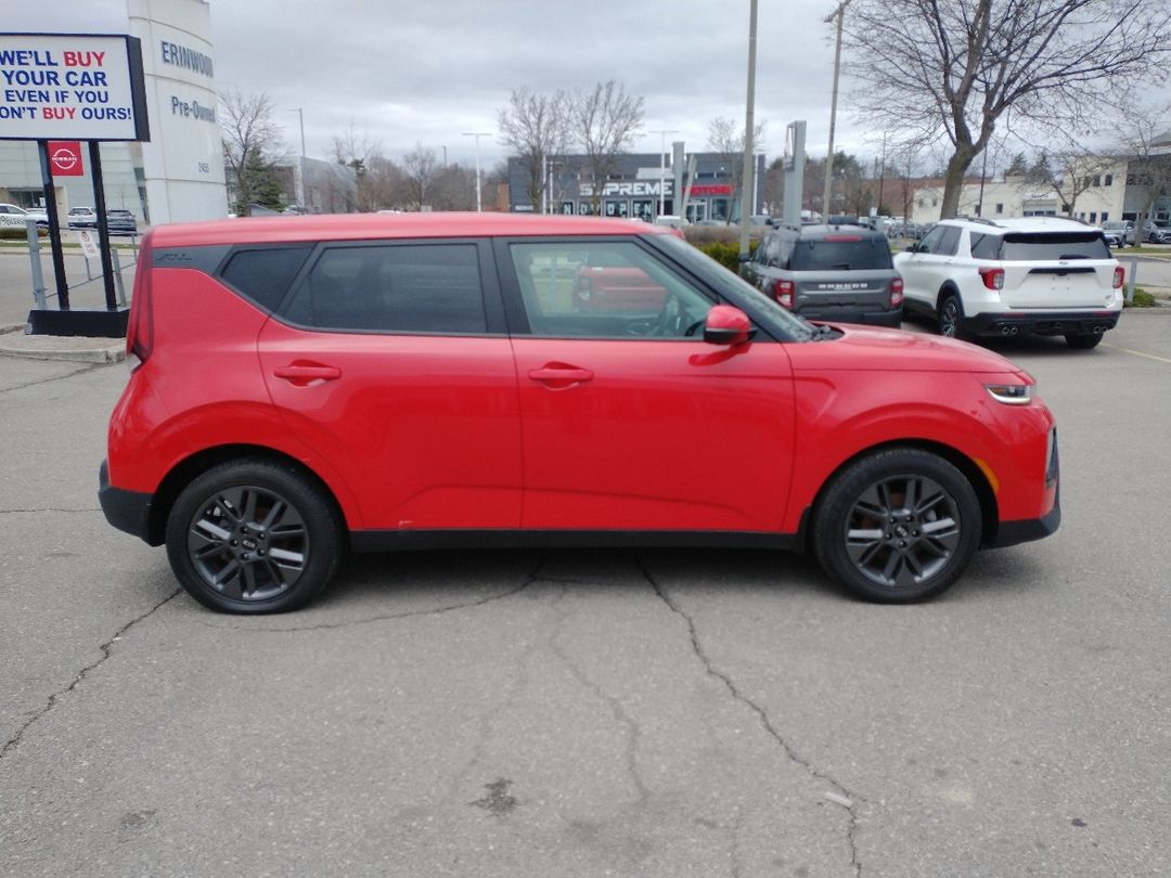used 2021 Kia Soul car, priced at $17,998