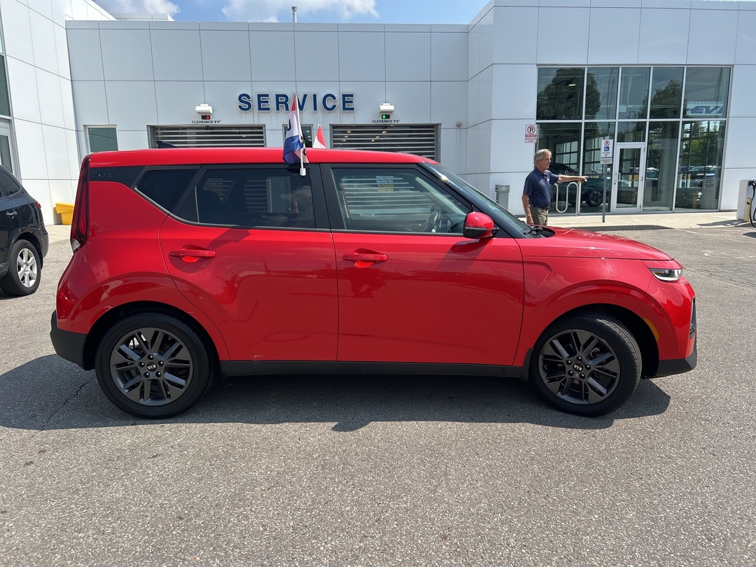 used 2021 Kia Soul car, priced at $16,988