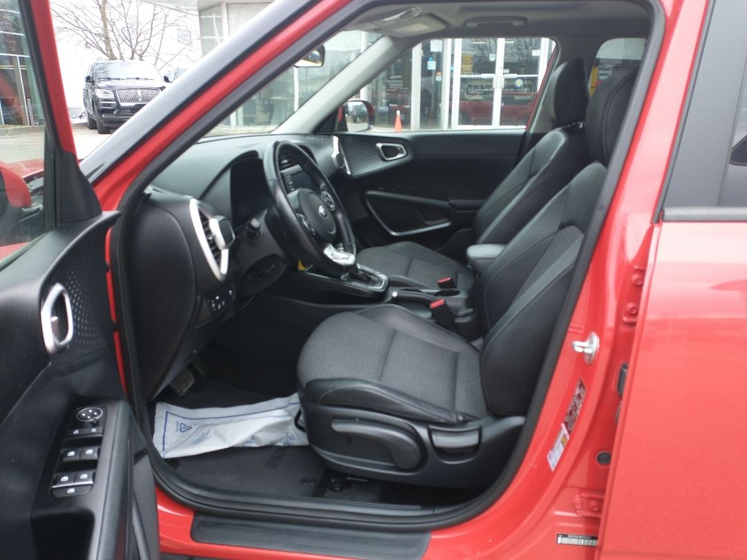 used 2021 Kia Soul car, priced at $17,998