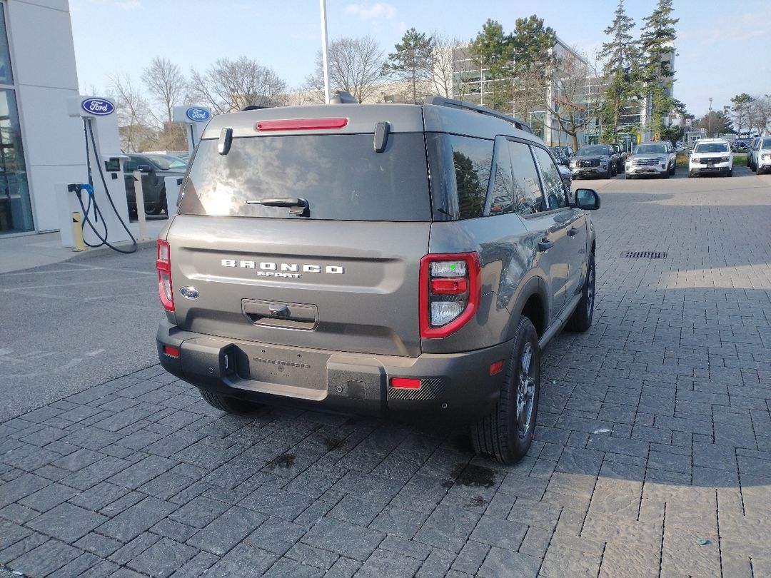 new 2025 Ford Bronco Sport car, priced at $40,895