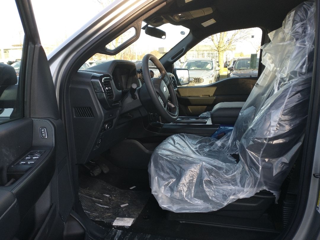 new 2025 Ford F-150 car, priced at $61,685