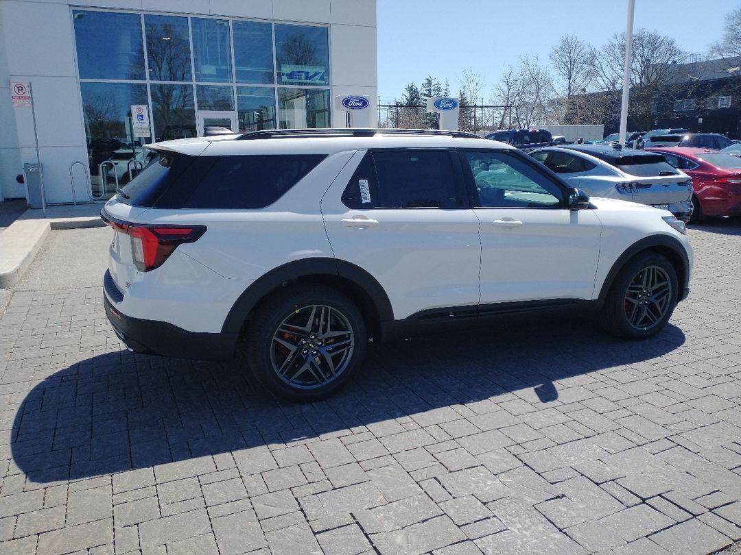 new 2025 Ford Explorer car, priced at $73,365