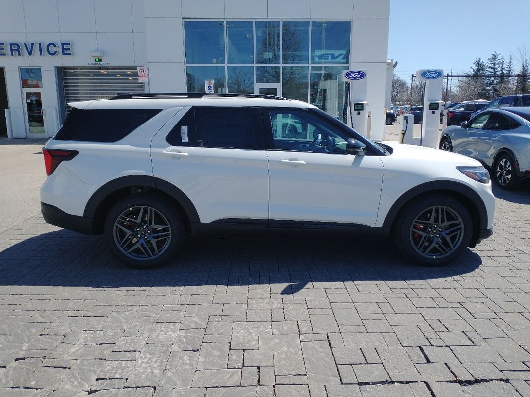 new 2025 Ford Explorer car, priced at $73,365