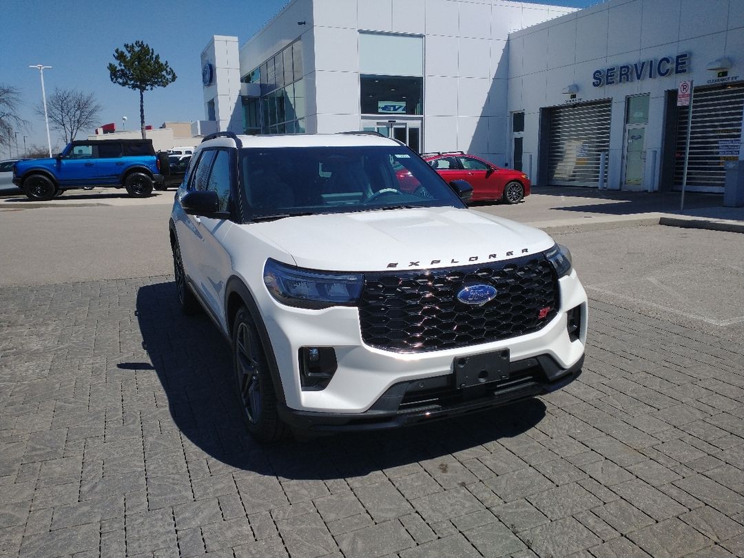 new 2025 Ford Explorer car, priced at $73,365