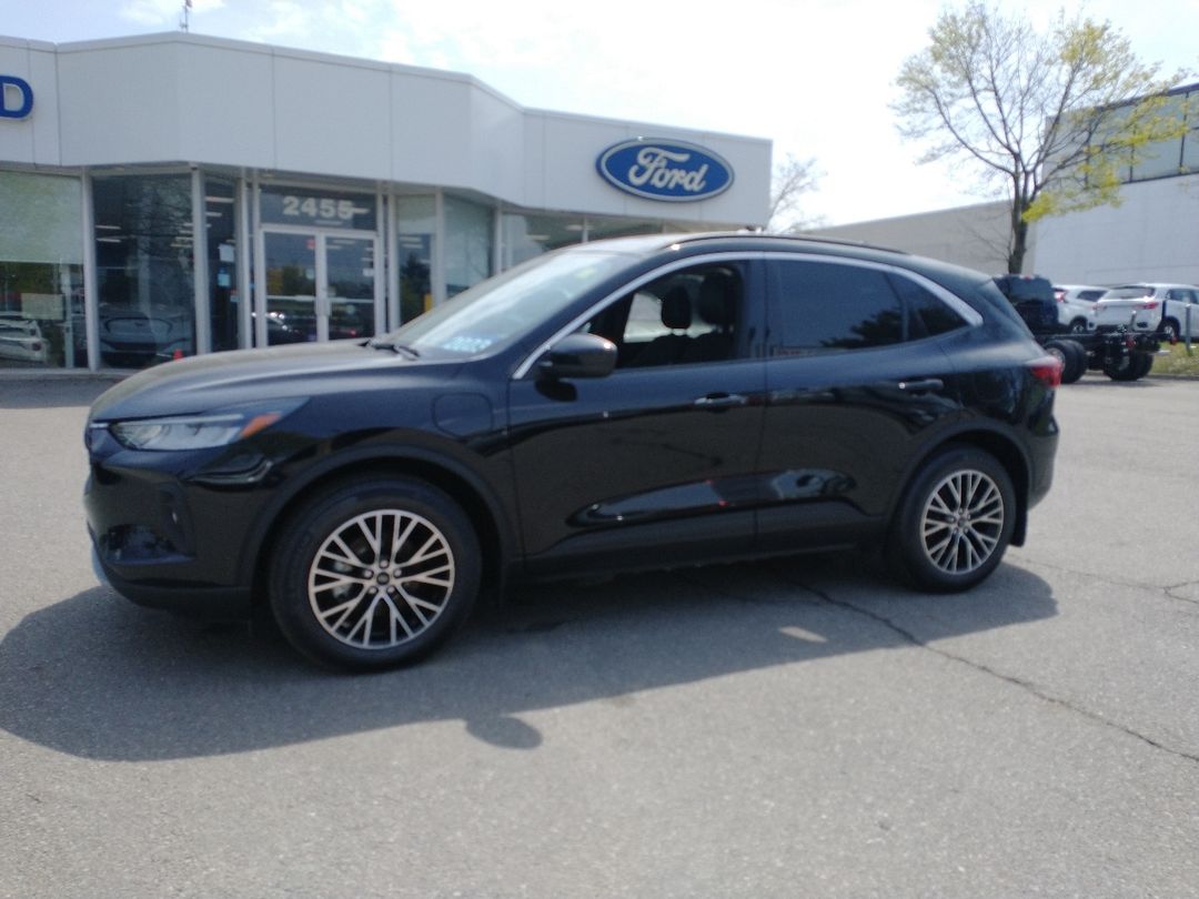 used 2023 Ford Escape car, priced at $34,998
