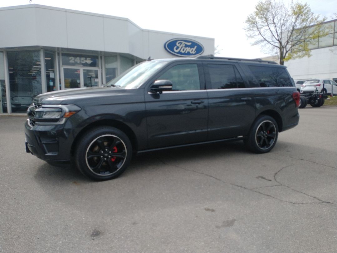 used 2022 Ford Expedition car, priced at $59,998