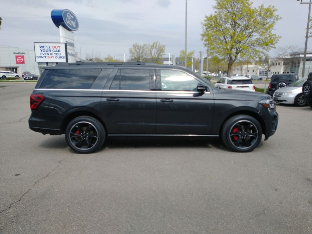 used 2022 Ford Expedition car, priced at $59,998