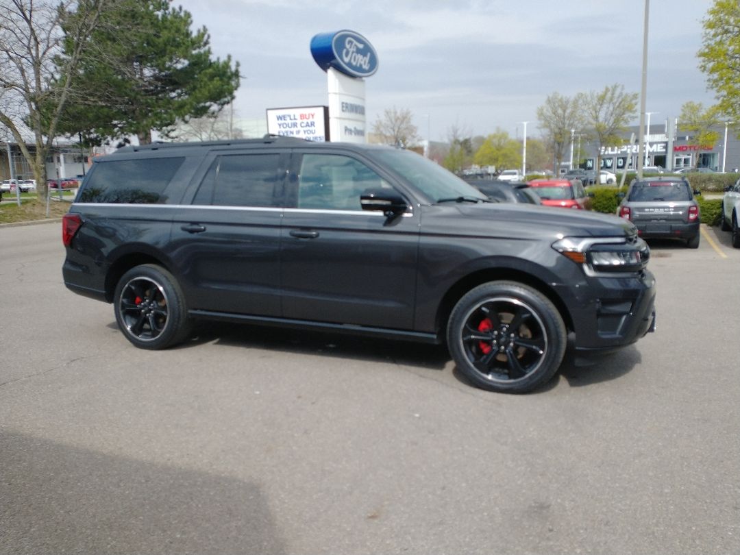 used 2022 Ford Expedition car, priced at $59,998
