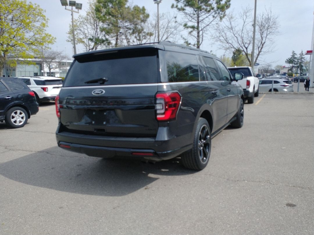 used 2022 Ford Expedition car, priced at $59,998