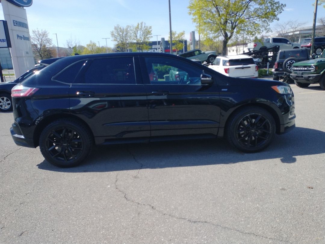 used 2020 Ford Edge car, priced at $27,397