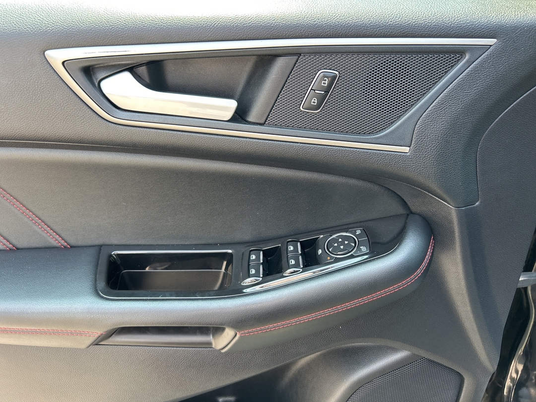 used 2020 Ford Edge car, priced at $26,998