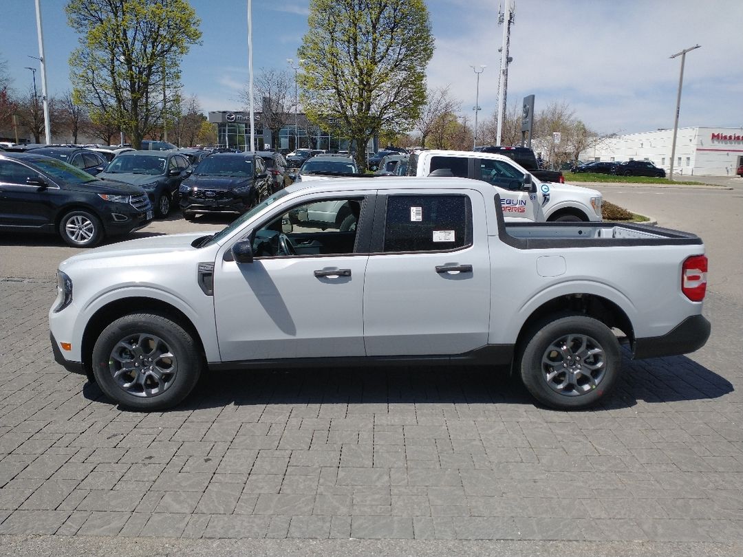 new 2025 Ford Maverick car, priced at $42,394