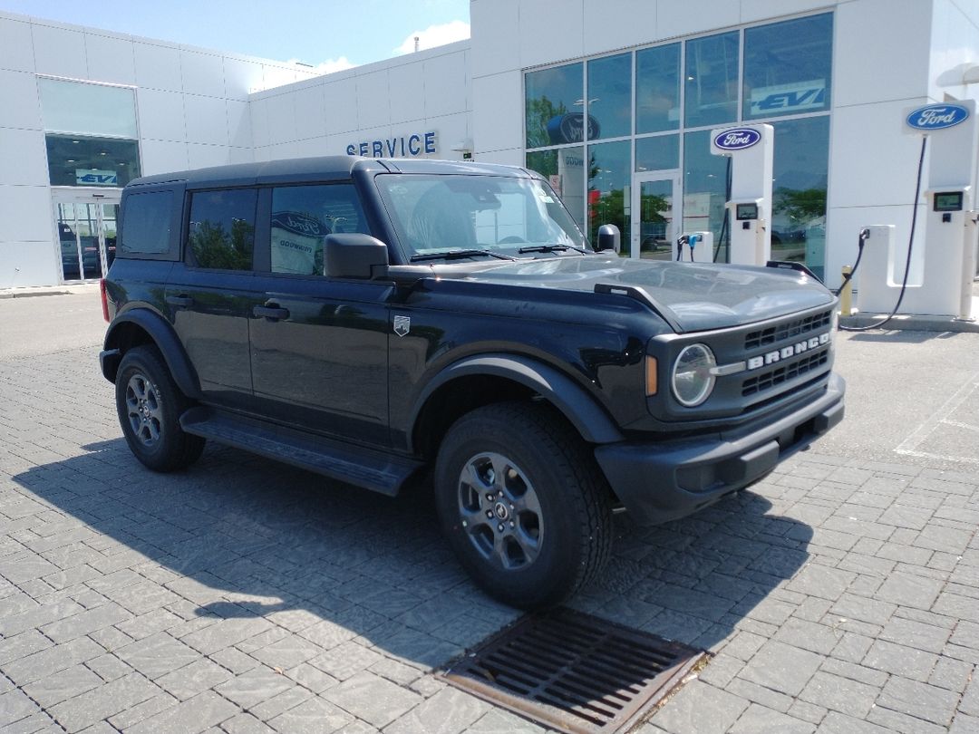 new 2025 Ford Bronco car, priced at $55,677