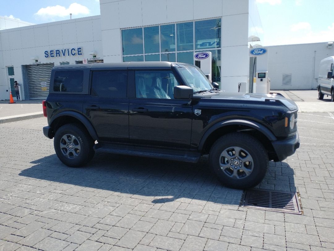 new 2025 Ford Bronco car, priced at $55,677
