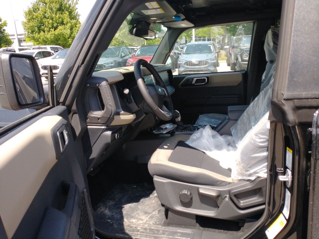 new 2025 Ford Bronco car, priced at $55,677