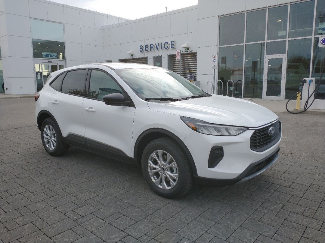 new 2025 Ford Escape car, priced at $37,243