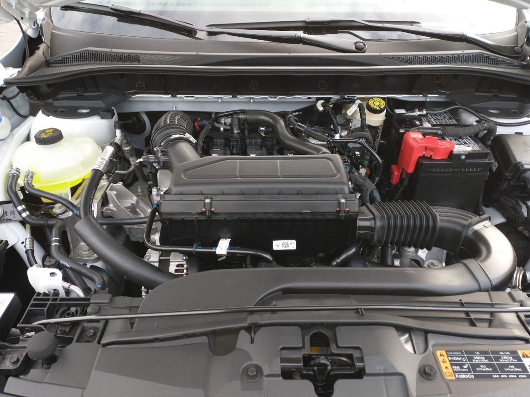 new 2025 Ford Escape car, priced at $37,243