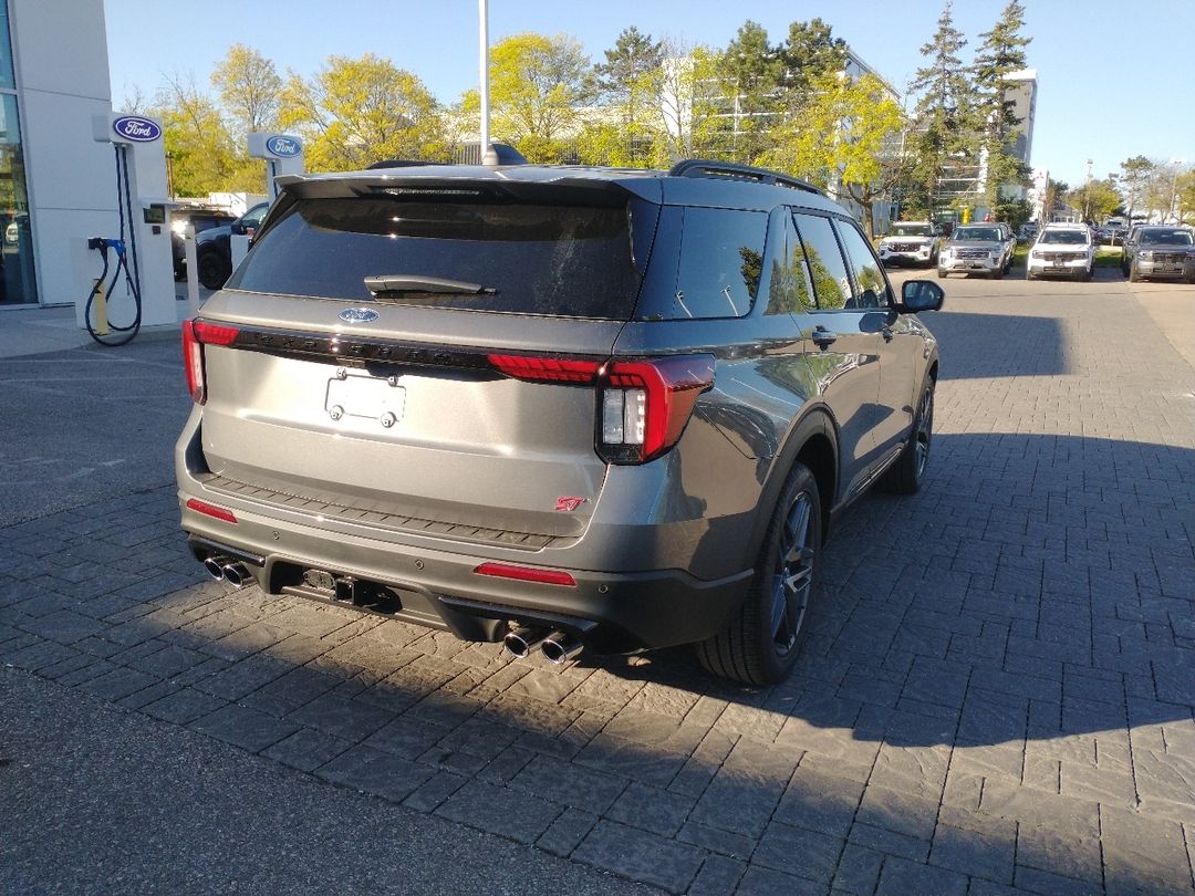 new 2025 Ford Explorer car, priced at $72,964
