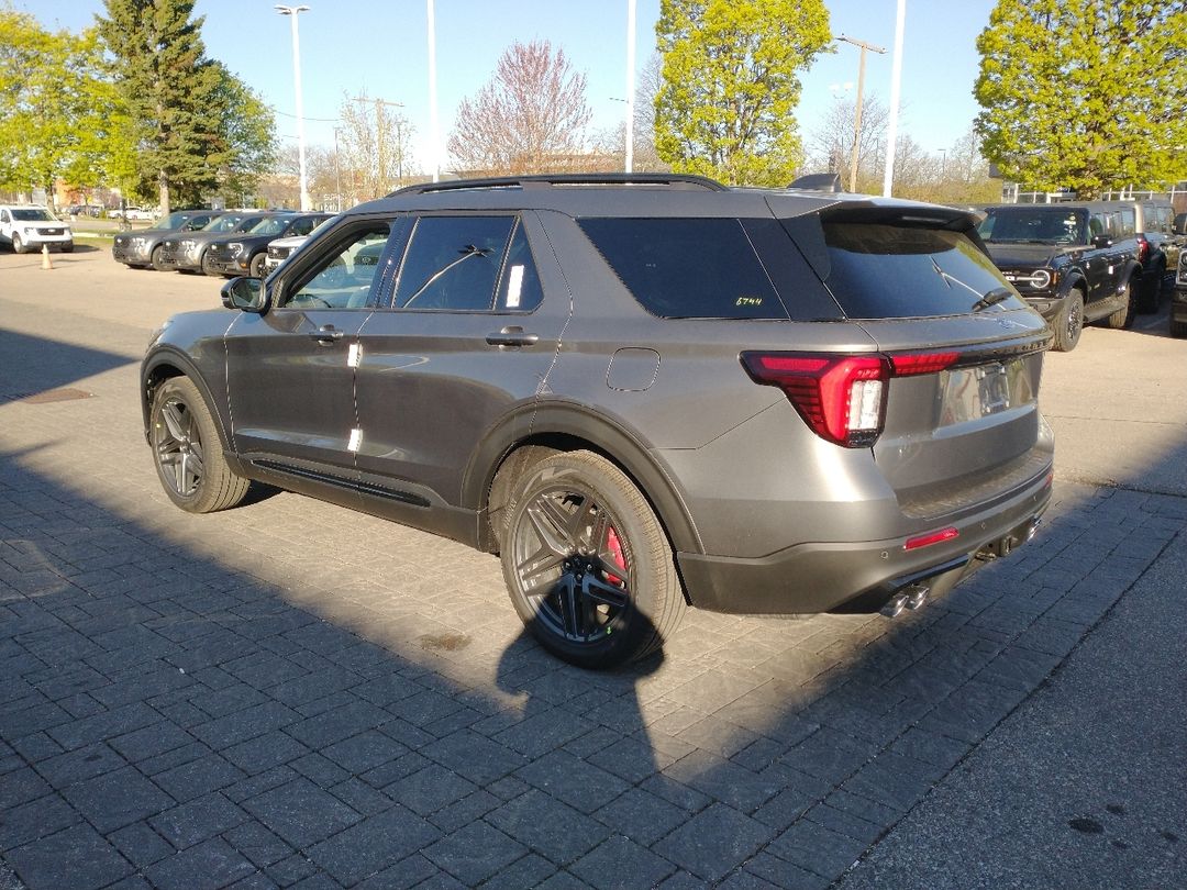 new 2025 Ford Explorer car, priced at $72,964