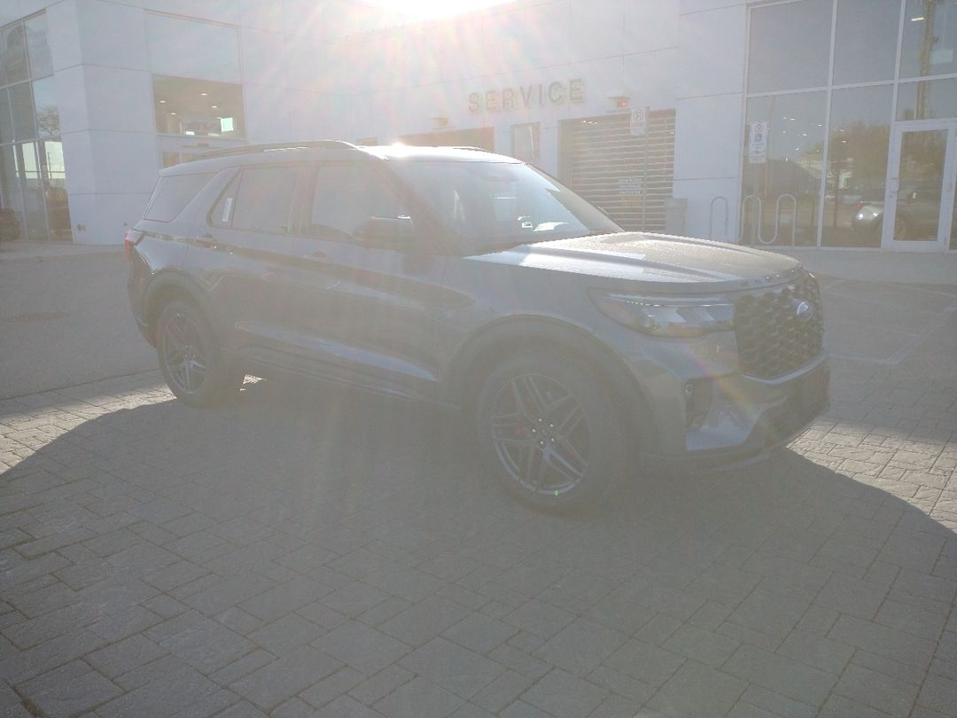 new 2025 Ford Explorer car, priced at $72,964