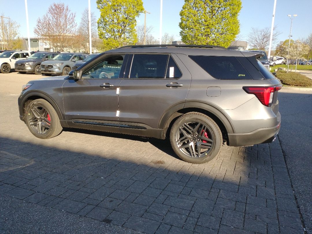 new 2025 Ford Explorer car, priced at $72,964