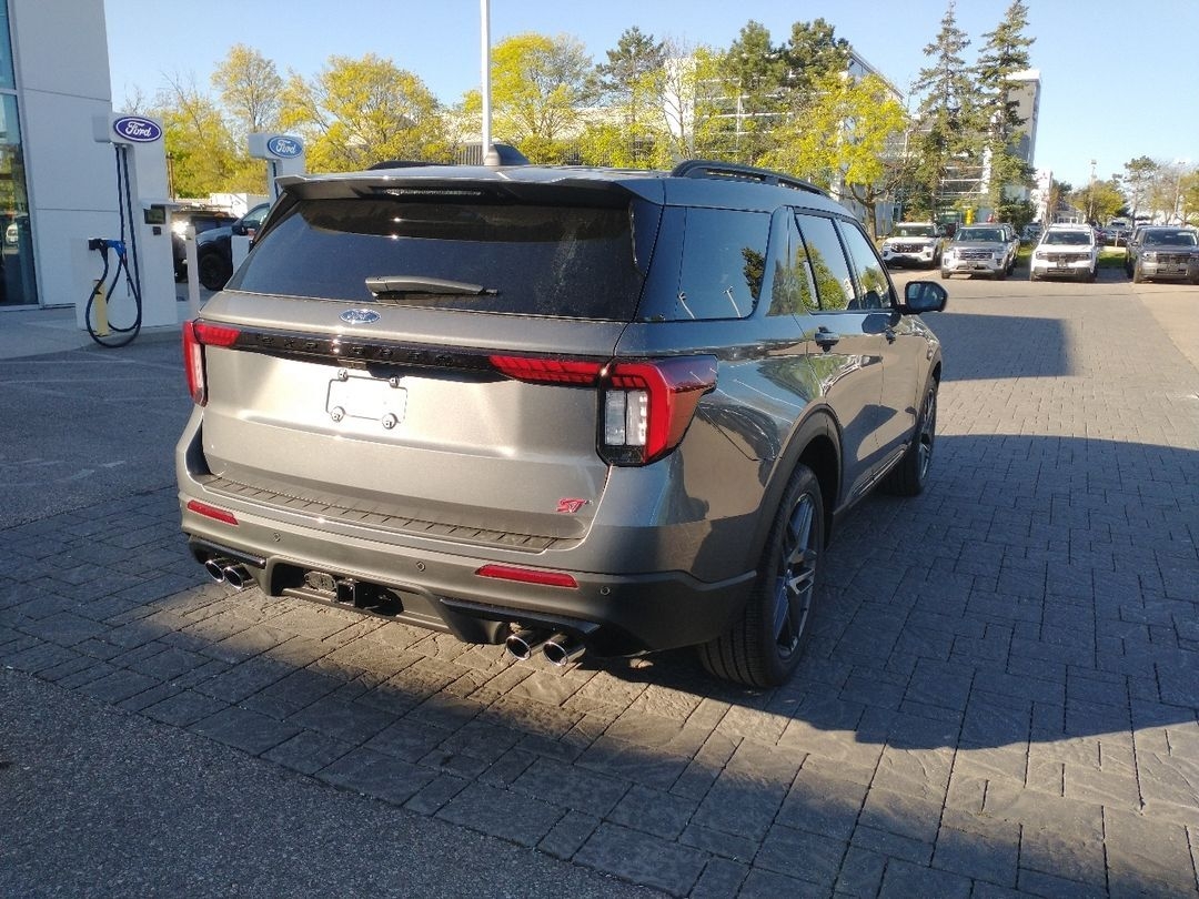new 2025 Ford Explorer car, priced at $71,765