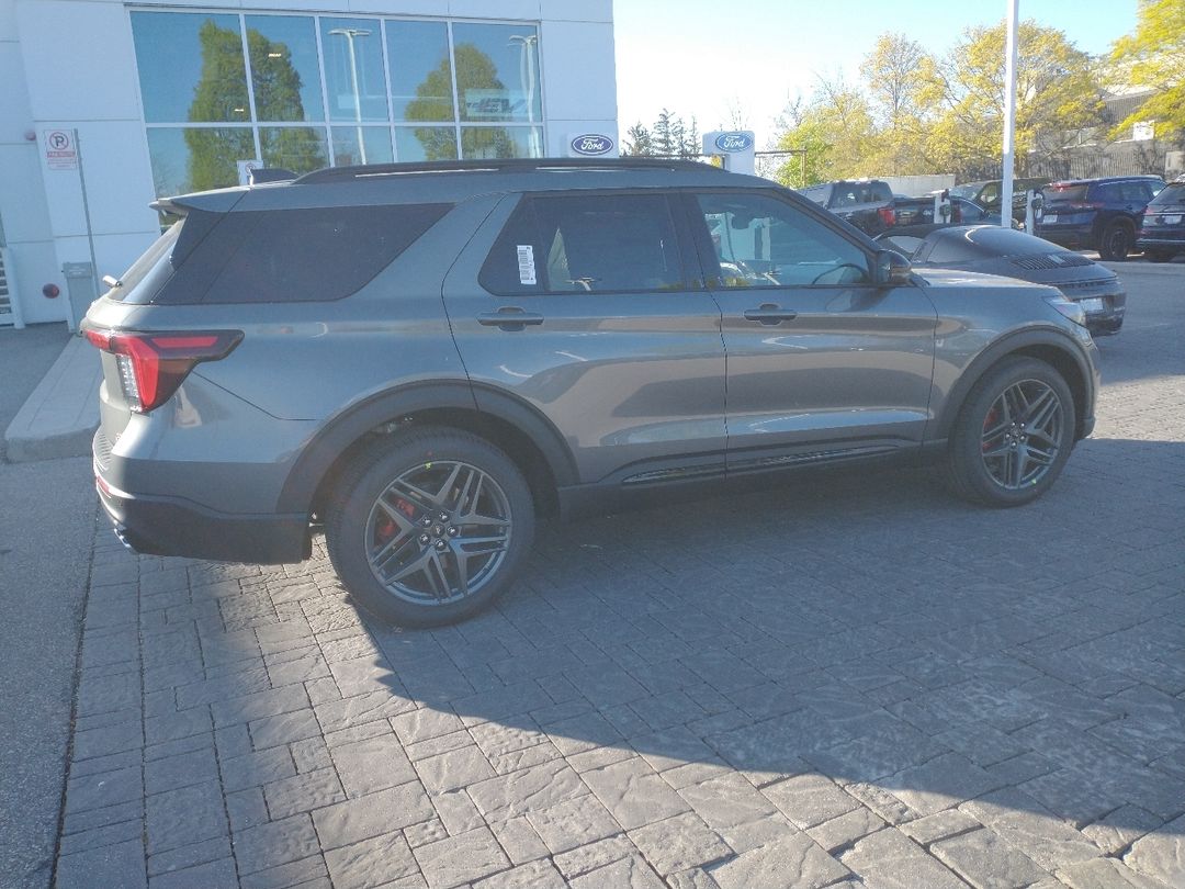 new 2025 Ford Explorer car, priced at $72,964