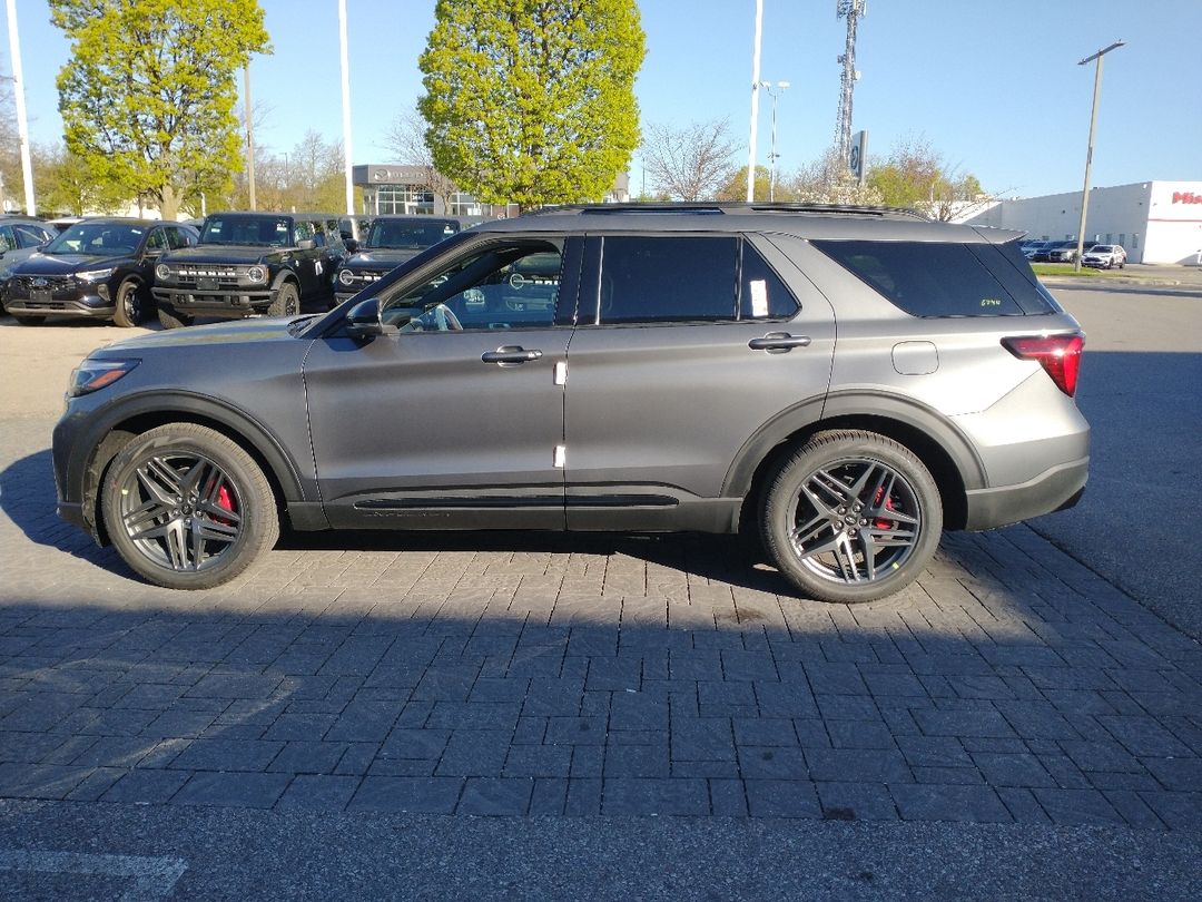 new 2025 Ford Explorer car, priced at $72,964