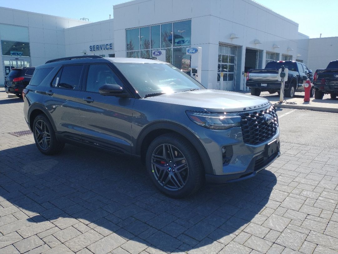 new 2025 Ford Explorer car, priced at $72,964