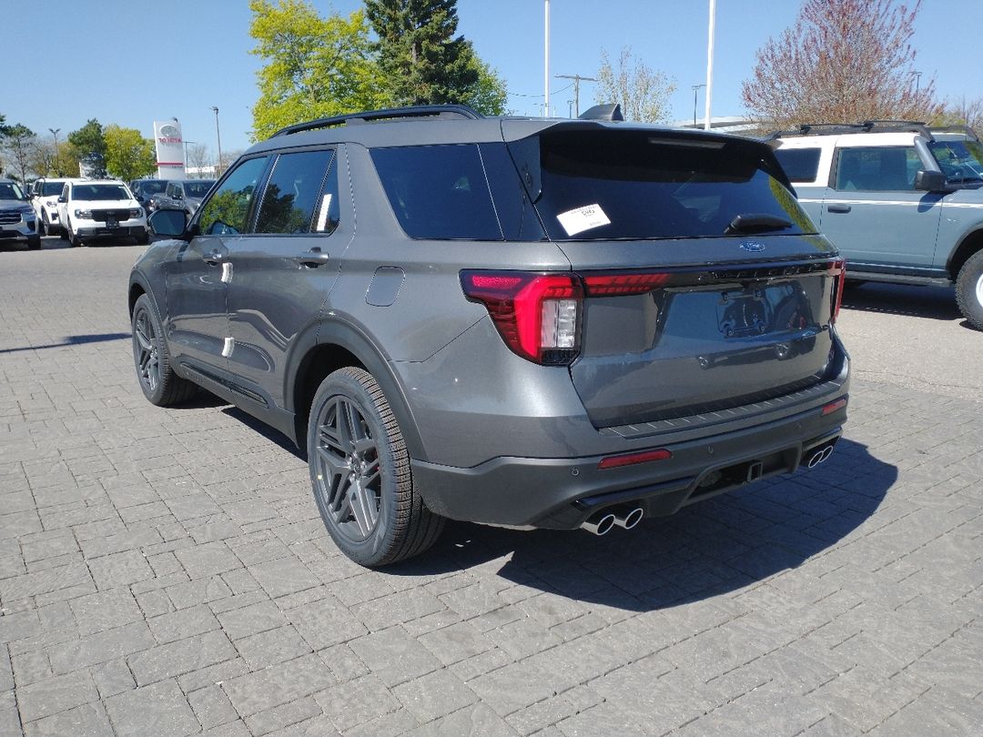 new 2025 Ford Explorer car, priced at $72,964