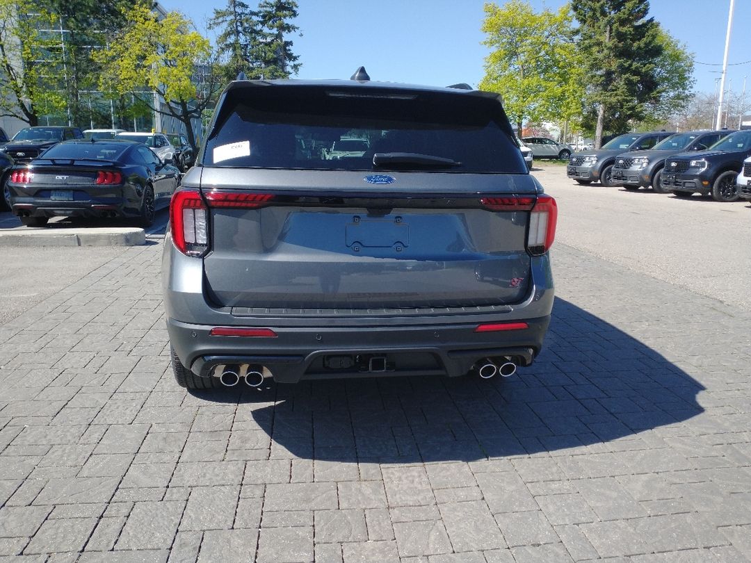 new 2025 Ford Explorer car, priced at $72,964