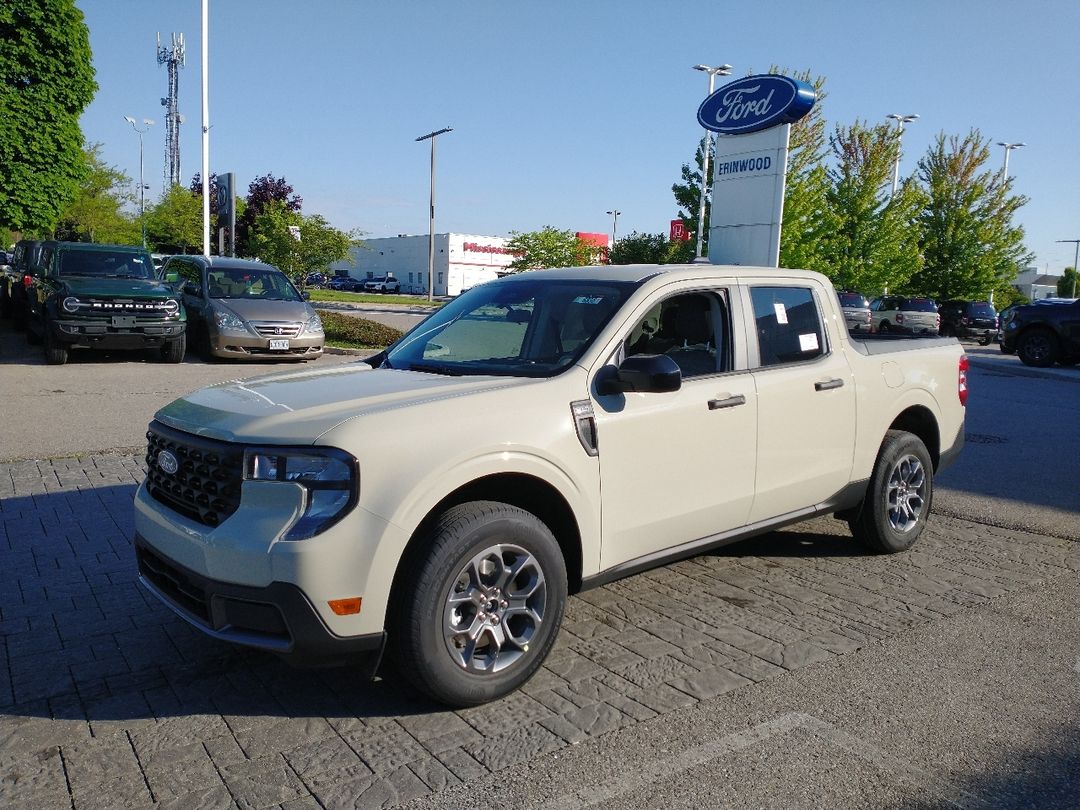 new 2025 Ford Maverick car, priced at $43,244