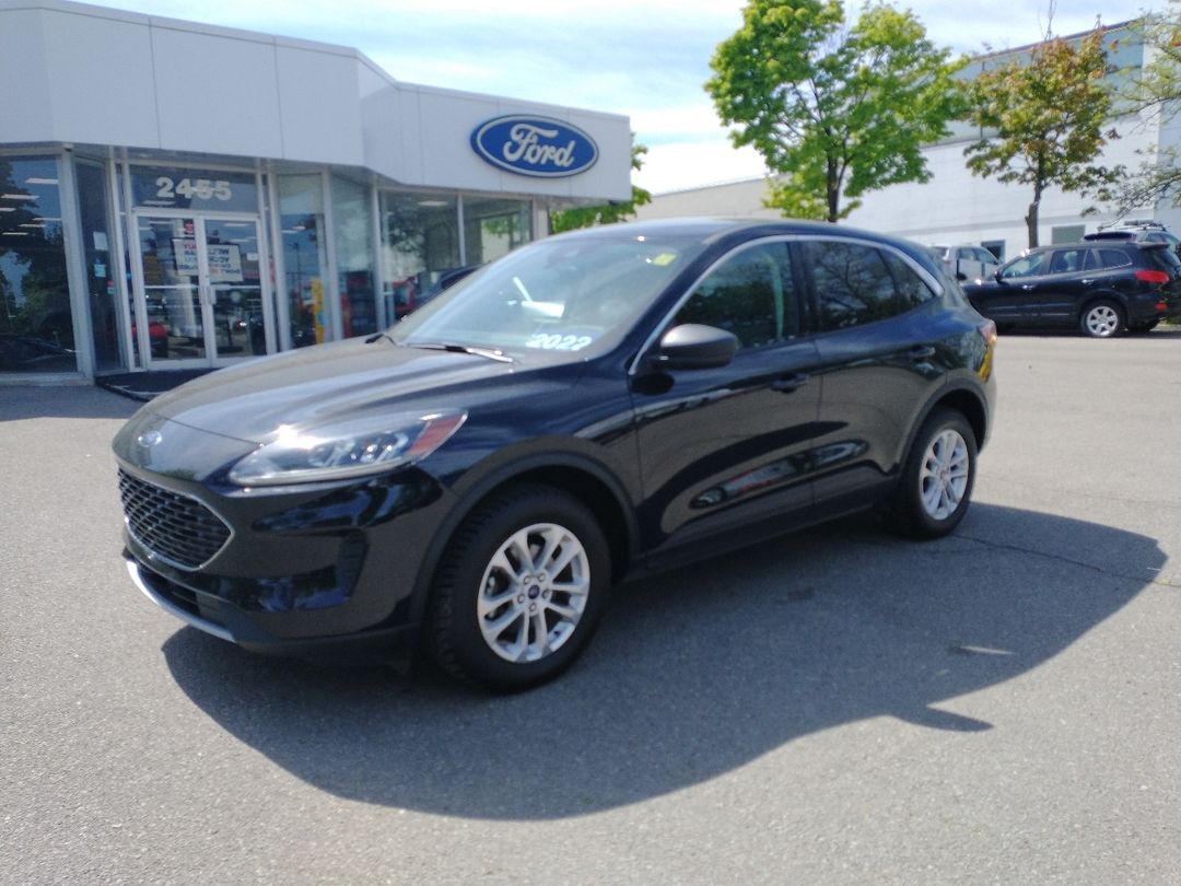 used 2022 Ford Escape car, priced at $29,397