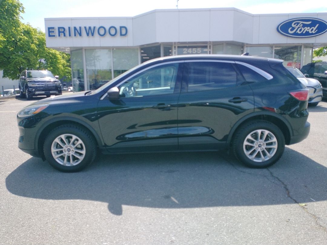 used 2022 Ford Escape car, priced at $29,397
