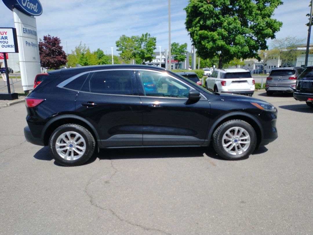 used 2022 Ford Escape car, priced at $29,397