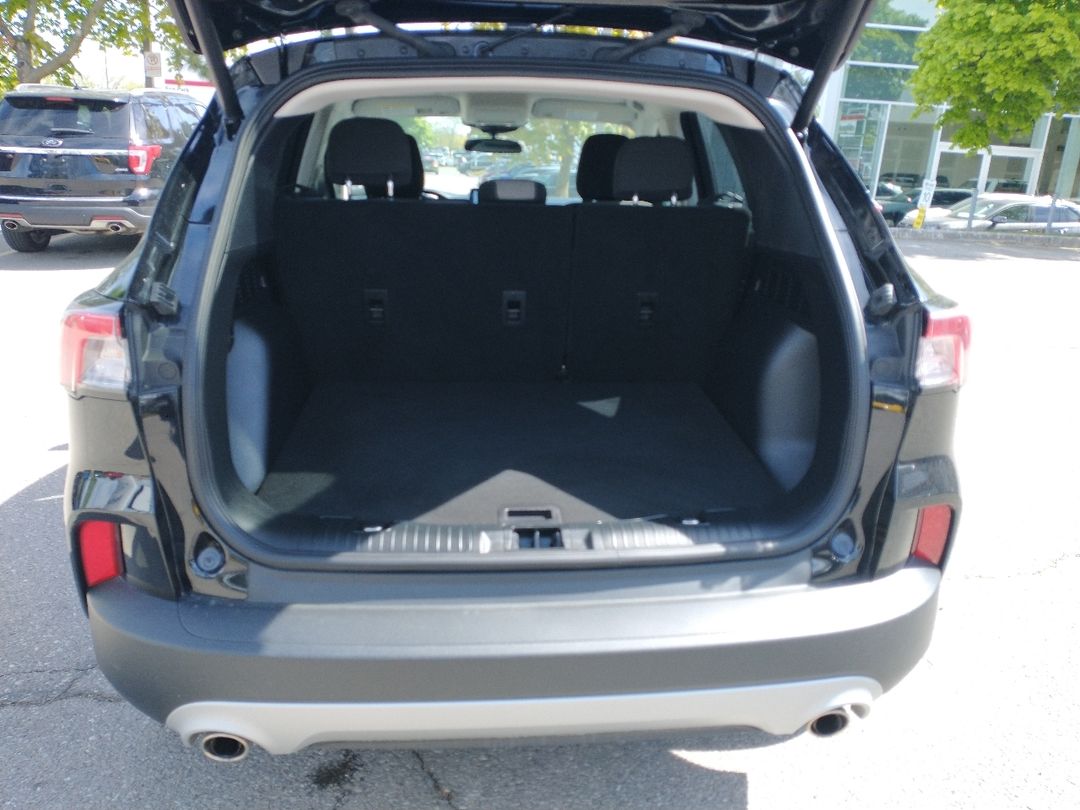 used 2022 Ford Escape car, priced at $29,397