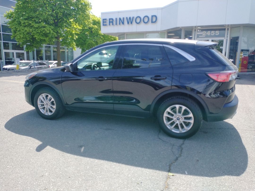 used 2022 Ford Escape car, priced at $29,397