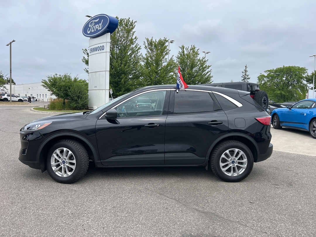 used 2022 Ford Escape car, priced at $28,998