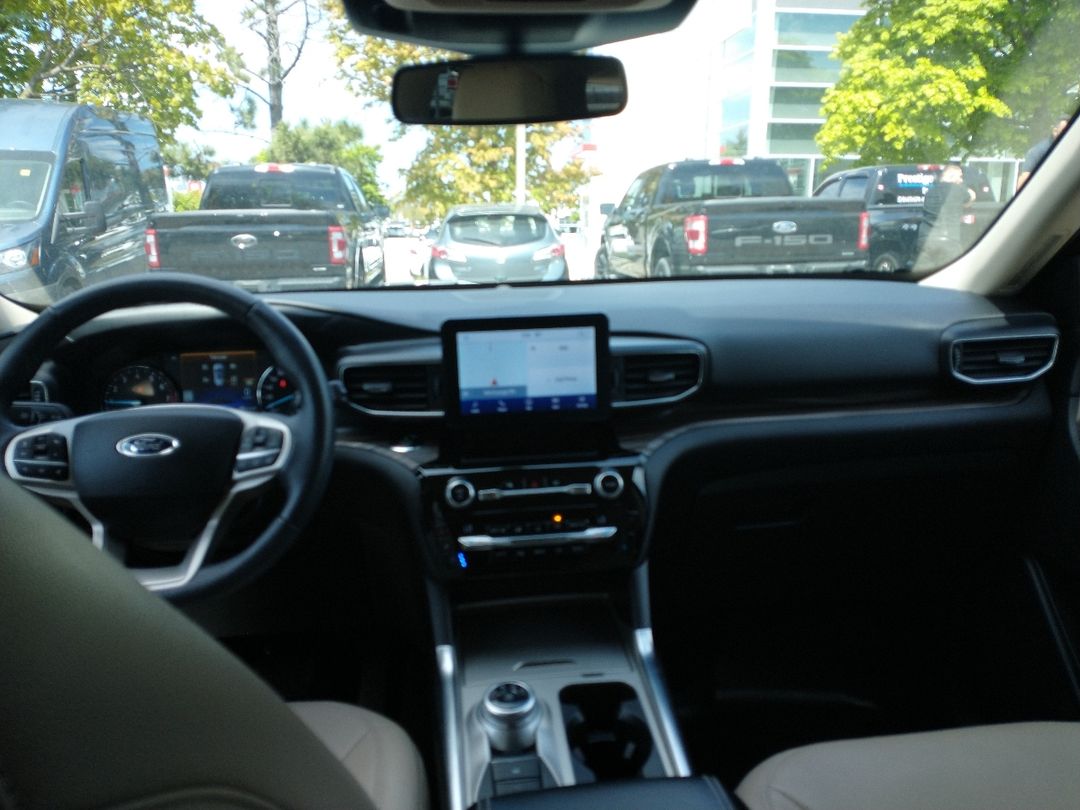used 2021 Ford Explorer car, priced at $40,397