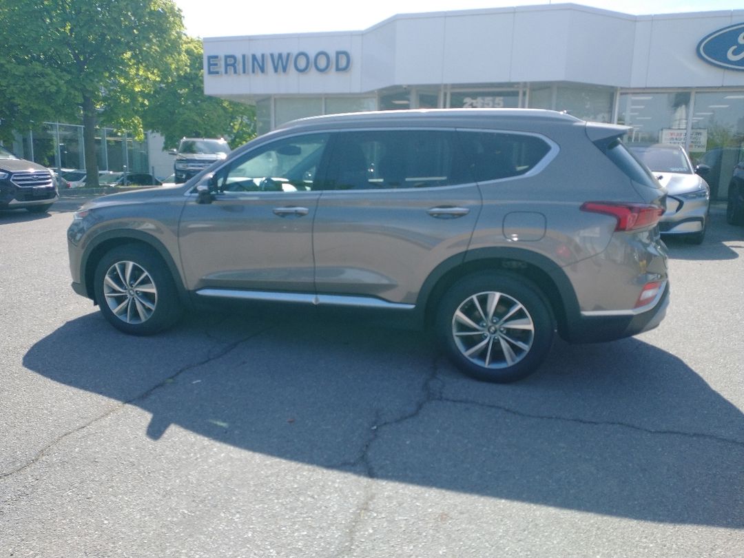 used 2019 Hyundai Santa Fe car, priced at $24,397