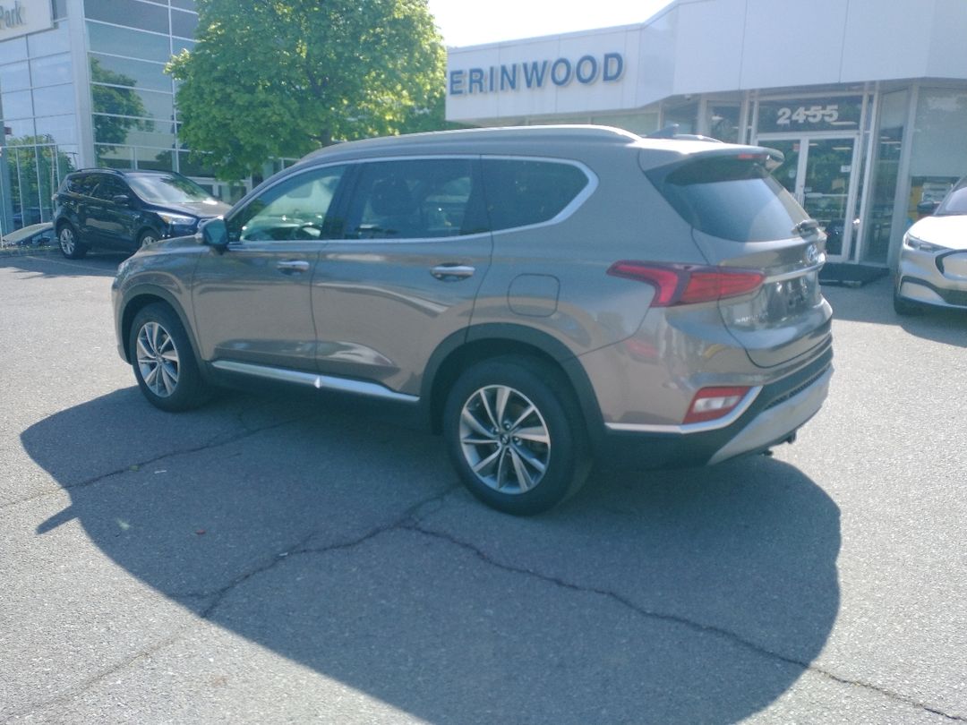 used 2019 Hyundai Santa Fe car, priced at $24,397