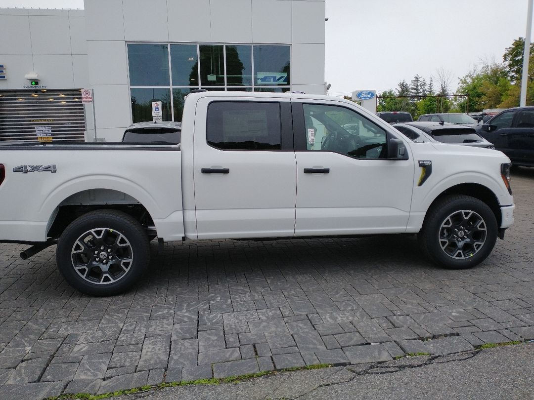 new 2025 Ford F-150 car, priced at $60,984