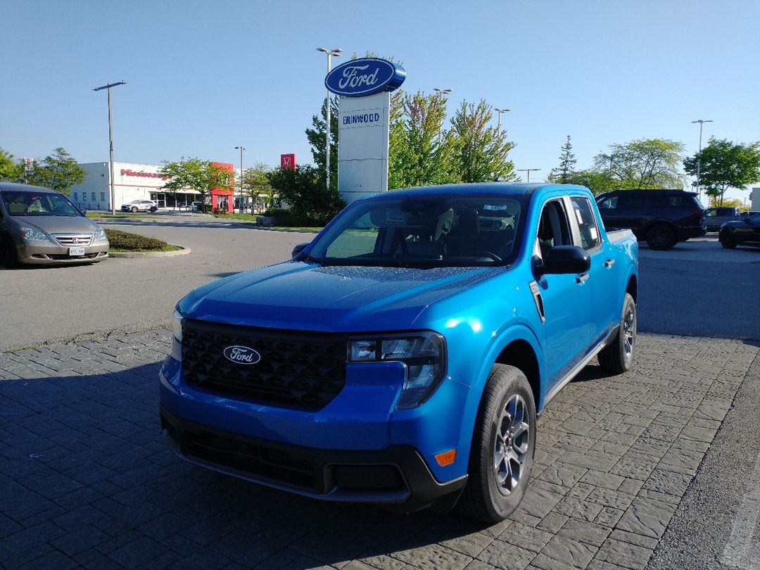 new 2025 Ford Maverick car, priced at $42,094