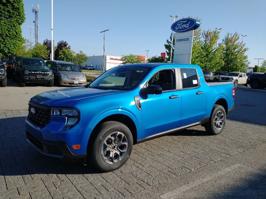 new 2025 Ford Maverick car, priced at $42,694