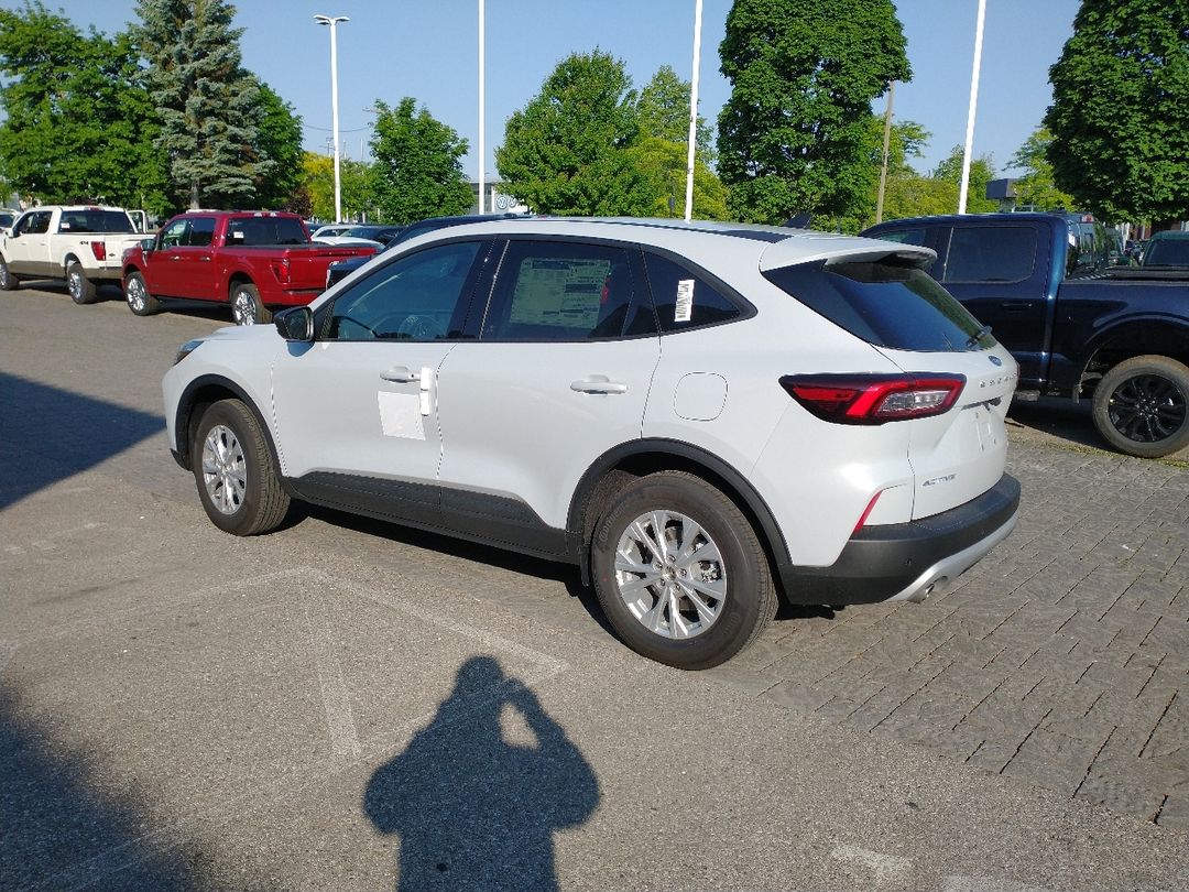 new 2025 Ford Escape car, priced at $39,543