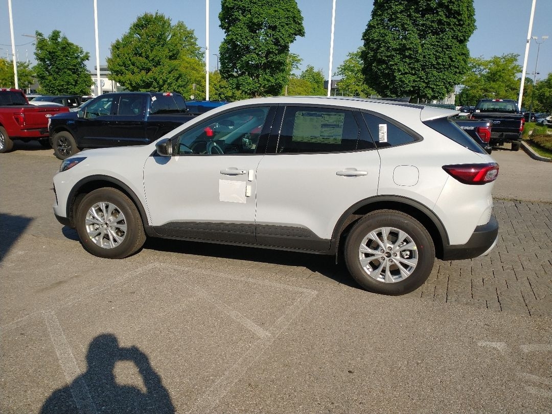 new 2025 Ford Escape car, priced at $39,144